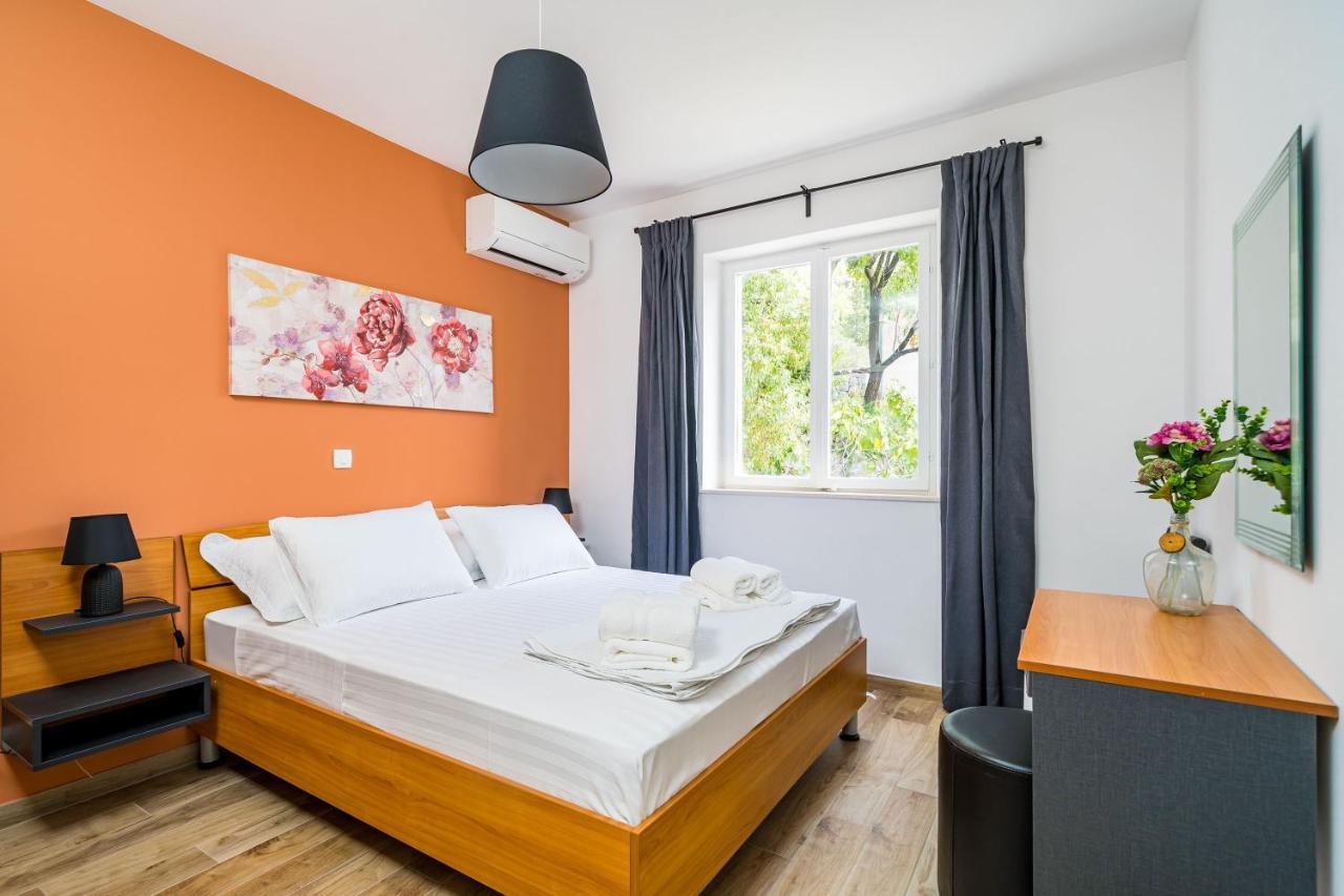 Nona'S Paradise Apartment - Free Parking Затон Экстерьер фото